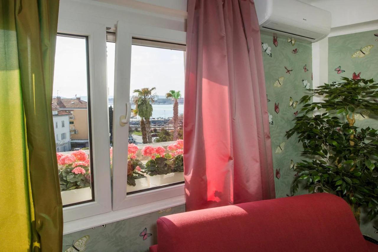 Beach Apartment Butterfly With Sea View Split Extérieur photo